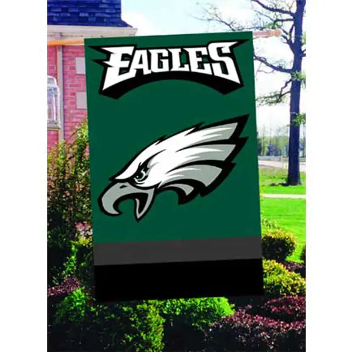 DRAPEAU DE MAISON AVEC APPLIQUE AIGLES