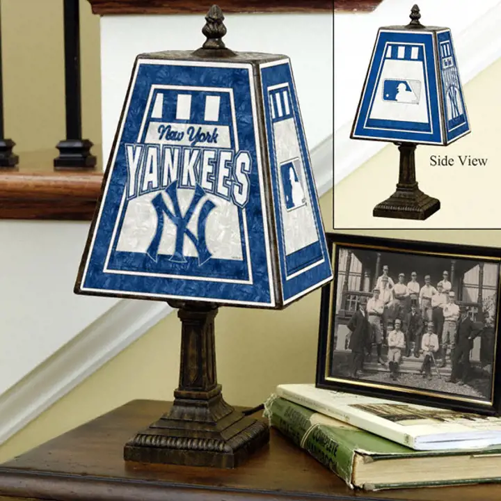 Lampe de table en verre d'art Yankees
