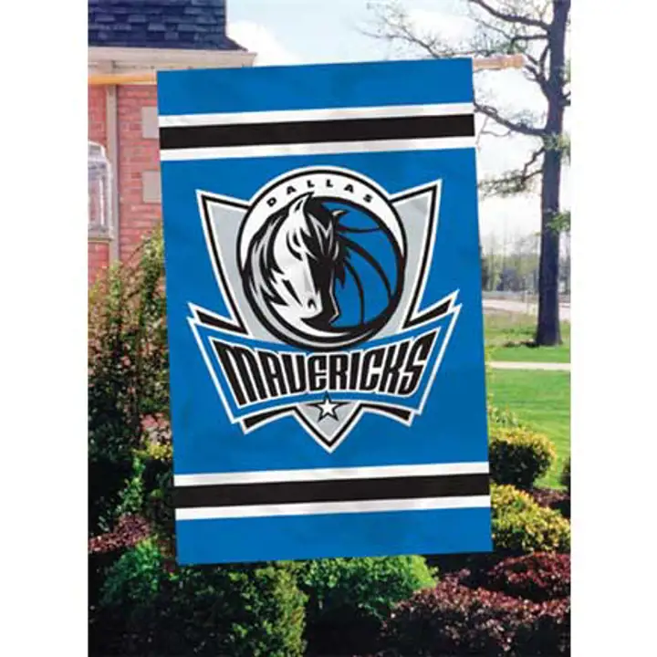 DRAPEAU DE MAISON MAVS APPLIQUÉ