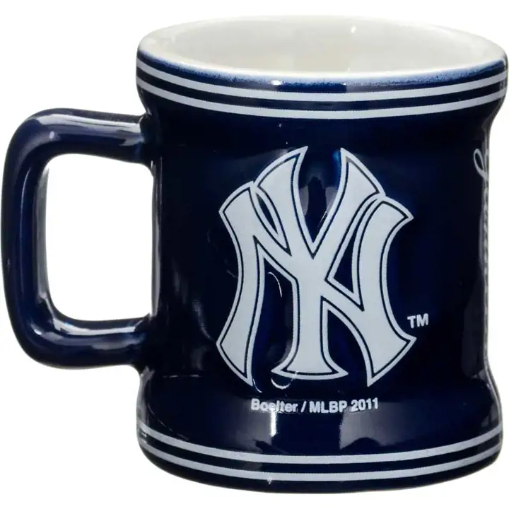 Mini-mug sculpté Yankees - 60 ml.
