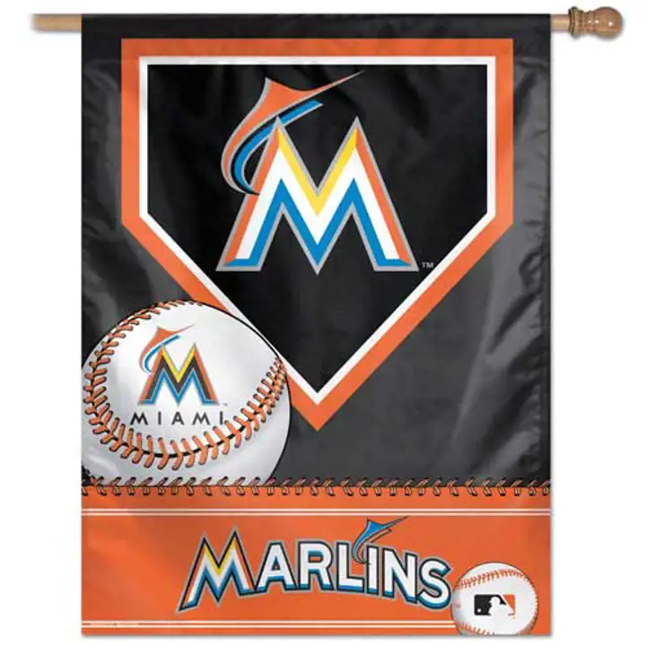M Marlins 27x37 Vert. Drapeau