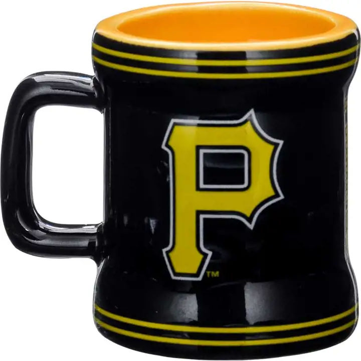 Mini-Mug Sculpté PIRATES - 5 cl.