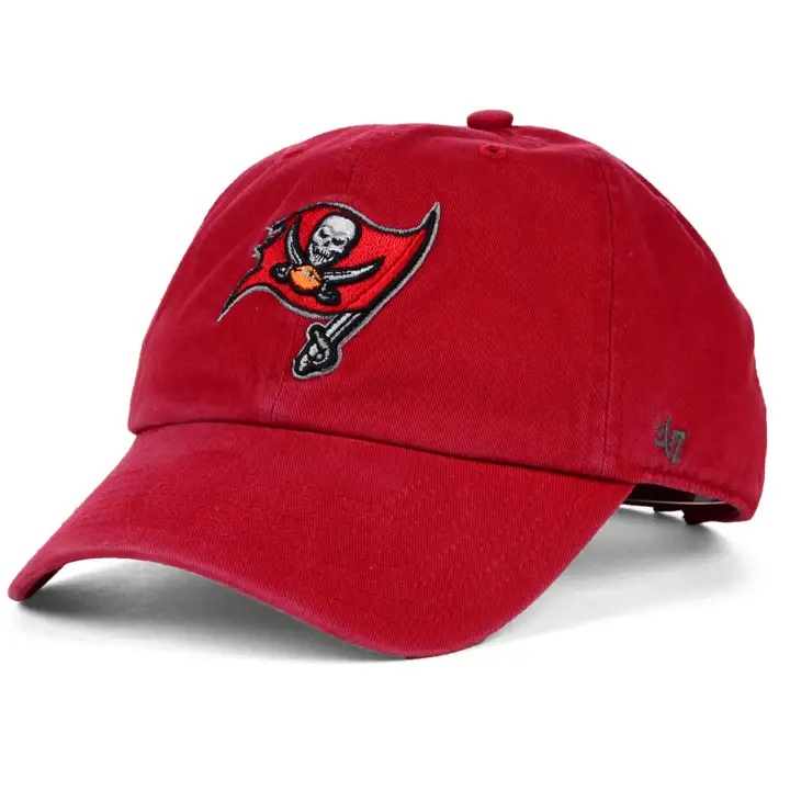 Les BUCCANEERS nettoient le logo NFL FLAG rouge