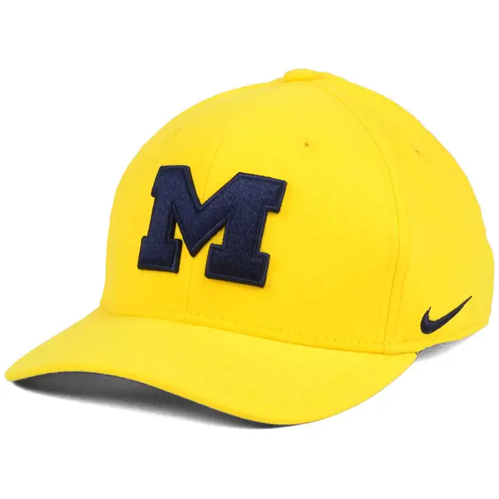 "Michigan NCAA Classic Swoosh « M »  jaune"