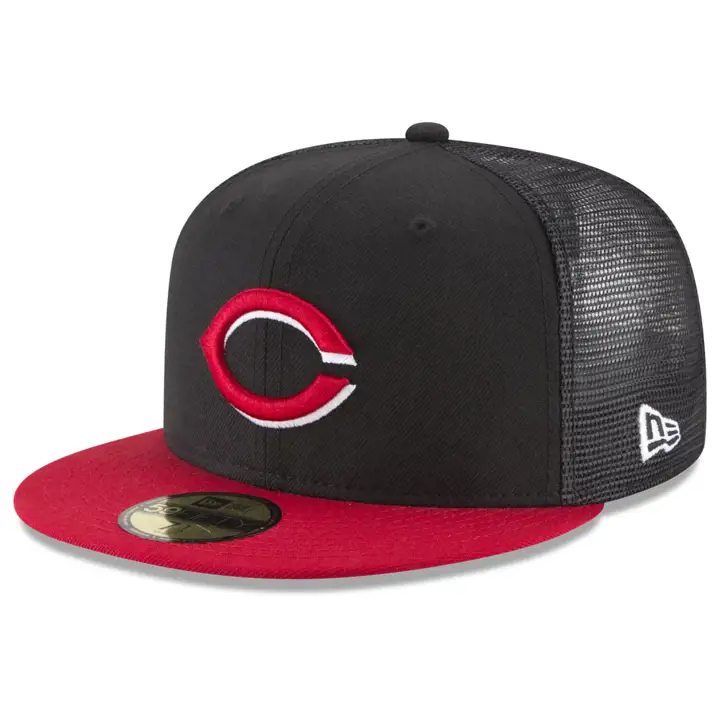 CASQUETTE 59FIFTY EN MAILLE À L'ARRIÈRE MLB DES REDS DE CINCINNATI SUR LE TERRAIN NOIR/ROUGE