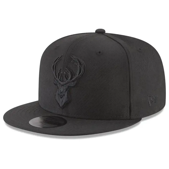 MILWAUKEE BUCKS NBA Blackout 59FIFTY   NOIR/NOIR/NOIR