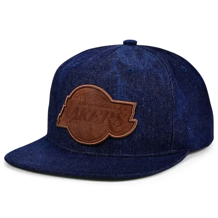 CASQUETTE NBA EN JEAN AVEC ÉCUSSON LOS ANGELES LAKERS, coloris bleu