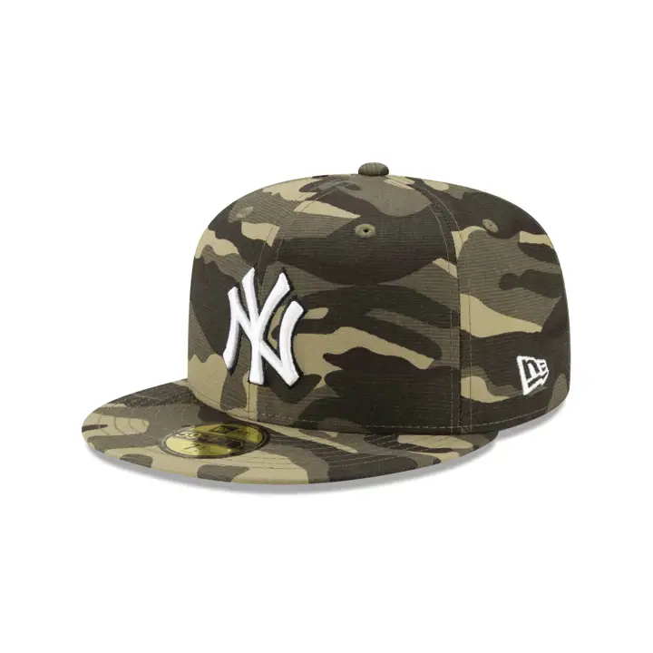 New York Yankees 2021 Jour des forces armées 59FIFTY CAMO
