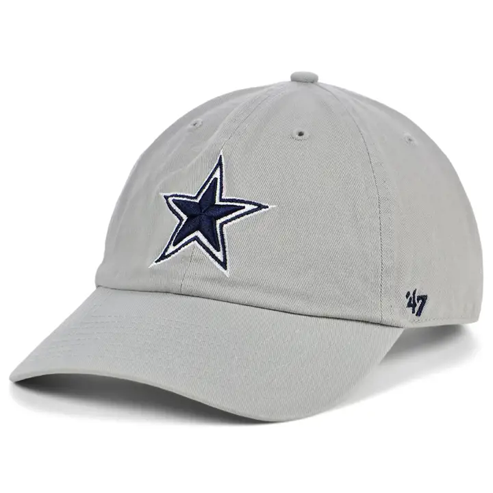 Les COWBOYS assainissent l'image de la STAR de la NFL gry