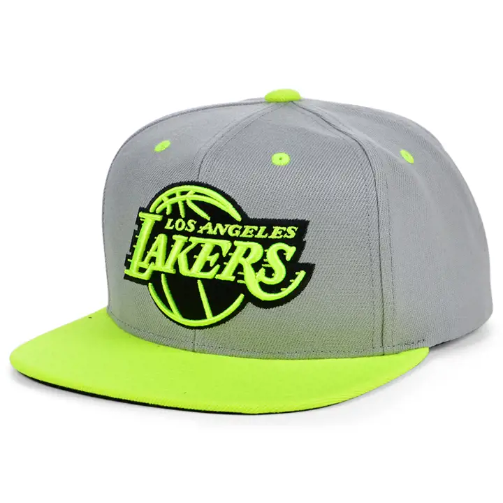LOS ANGELES LAKERS NBA VOLT CASQUETTE PLATE GRIS/CITRON VERT