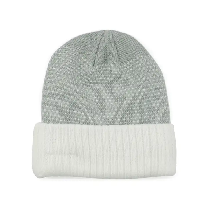 Gris Bonnet pompon basique noir NE vierge