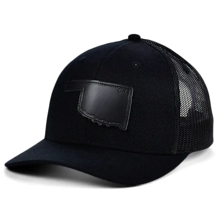 Casquette trucker courbée en cuir avec patch de l'État de l'OKLAHOMA Noir/Noir