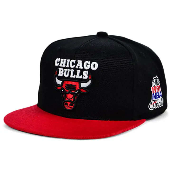 CHICAGO BULLS HWC THE CHAMPS SNAPBACK noir/rouge