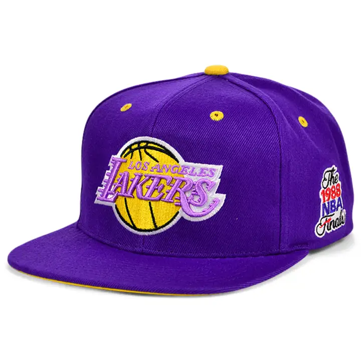 LOS ANGELES LAKERS HWC THE CHAMPS SNAPBACK violet