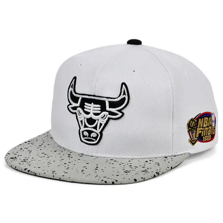 CASQUETTE À VISIÈRE PLATE CHICAGO BULLS NBA wht/gry