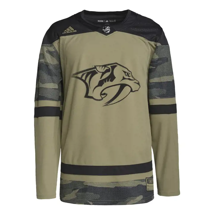 Maillot Primegreen des Predators de Nashville de la LNH, édition spéciale « Military Appreciation »