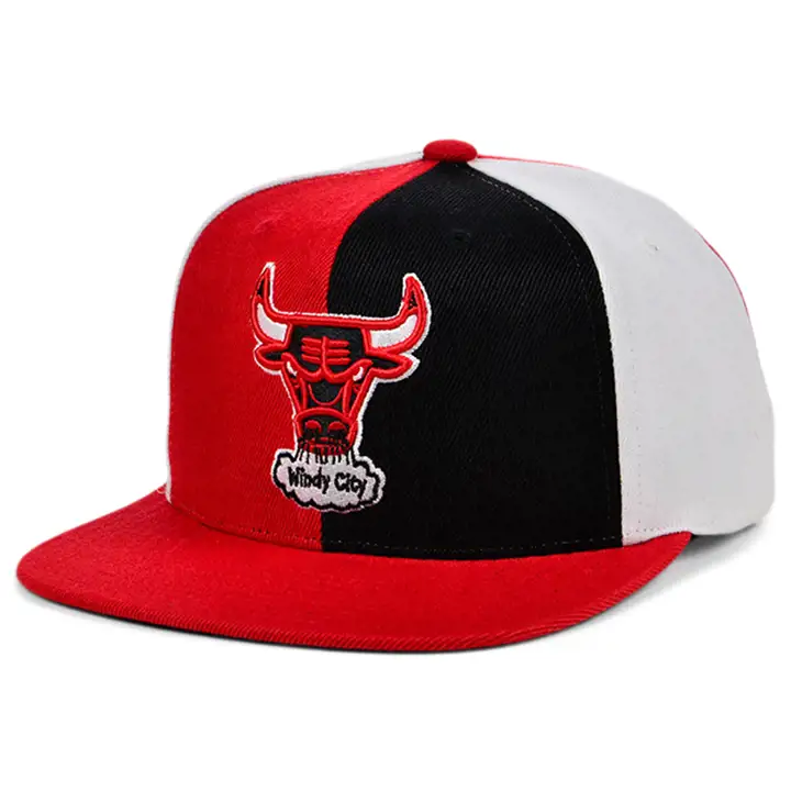 CASQUETTE SNAPBACK CHICAGO BULLS HWC PINWHEEL rouge/noir