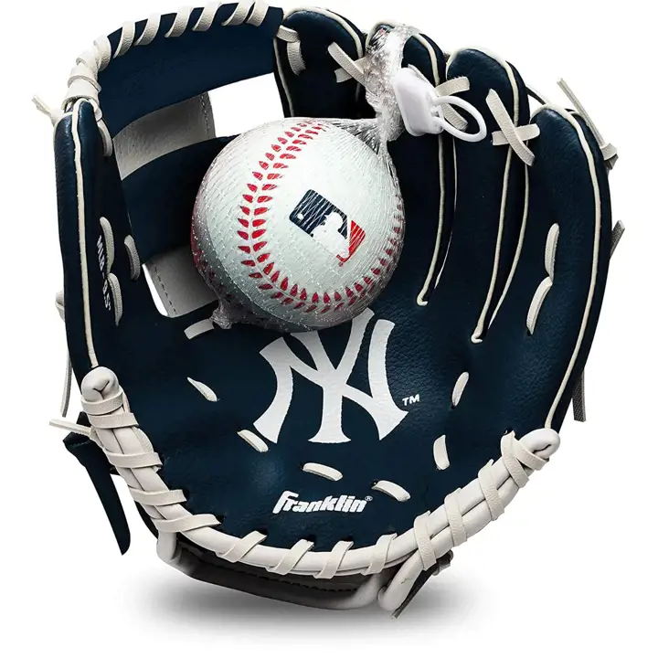 Ensemble gant et balle des New York Yankees