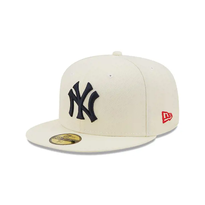 NEW YORK YANKEES MLB COULEUR UV 59FIFTY BLANC CASSÉ/CHROME DE L'ÉQUIPE/