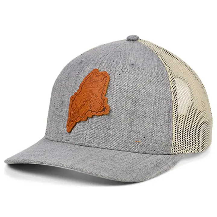 MAINE Heather Leather State Fill Curved Trucker Flag GRIS FONCÉ/