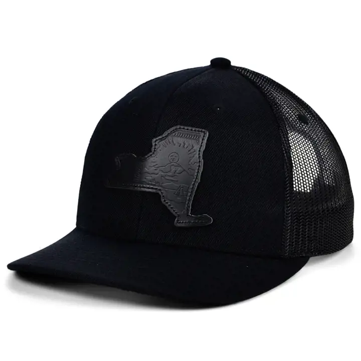 NEW YORK Cuir noir Remplissage d'État Casquette de camionneur courbée BLK