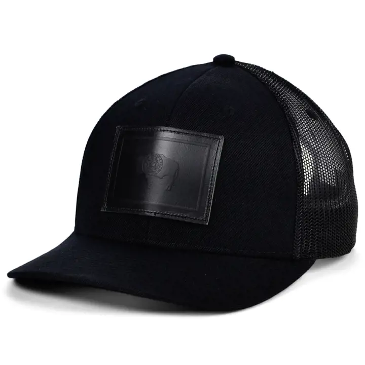 Drapeau de camionneur incurvé en cuir Wyoming Blackout BLK/