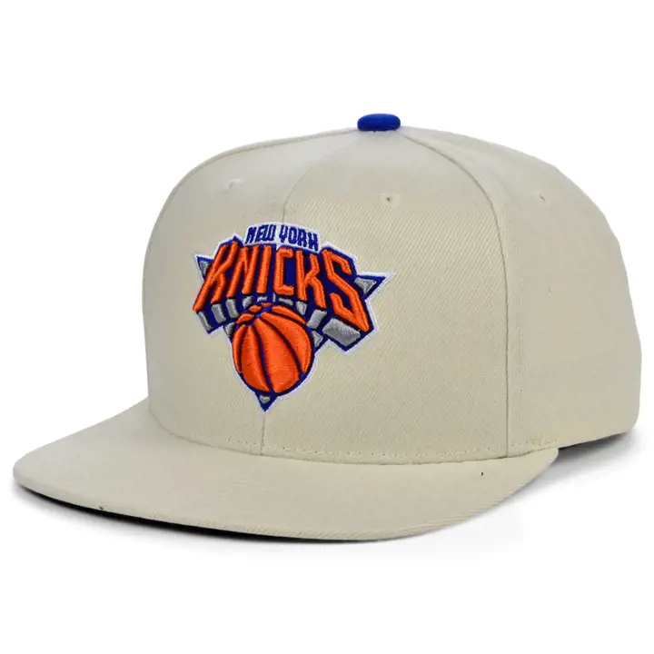 NEW YORK KNICKS NBA OFF WHITE CASQUETTE SNAPBACK BEIGE/rbl