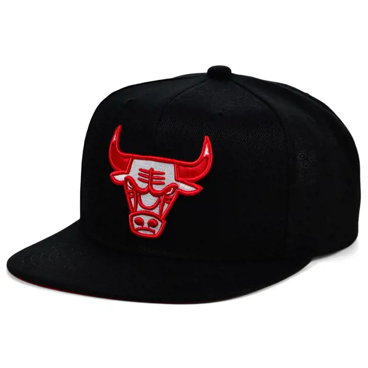CASQUETTE SNAPBACK NOIRE CHICAGO BULLS NBA