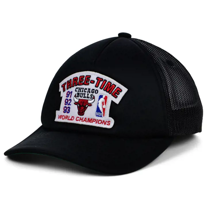 Casquette filet CHICAGO BULLS NBA CHAMPIONSHIP noire