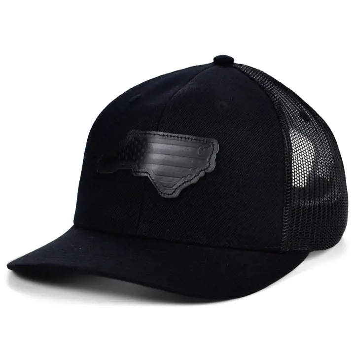 NORTH CAROLINA Casquette de camionneur en cuir noir avec écusson USA BLK/BLK/BL