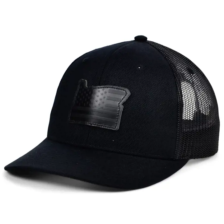 OREGON Casquette Trucker en cuir noir Blackout USA Noir/Noir/Noir