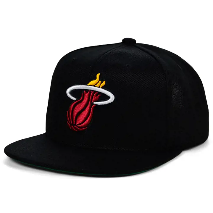 Casquette Snapback MIAMI HEAT NBA XL FINALS PATCH noire