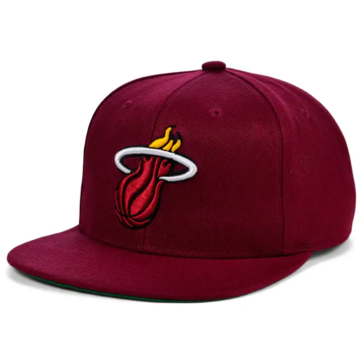 CASQUETTE SNAPBACK MIAMI HEAT NBA XL FINALS PATCH