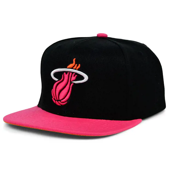 Casquette Snapback bicolore Miami Heat NBA ADN noir/rose/orange