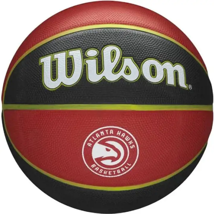 Ball pleine taille hommage à l'équipe des Atlanta Hawks
