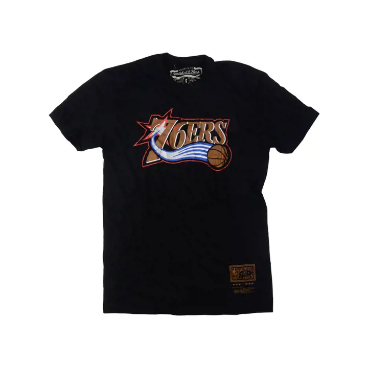 T-shirt NBA HWC Logo Rétro Philadelphia 76ers Noir