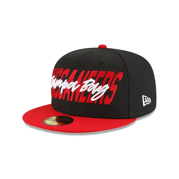 Casquette 59FIFTY NFL Draft Tampa Bay Buccaneers 2022 Noir et Rouge