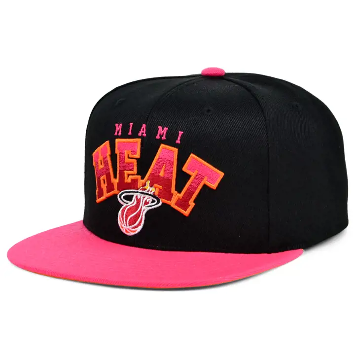 Casquette snapback Miami Heat NBA Gradient Wordmark noire/rose/orange
