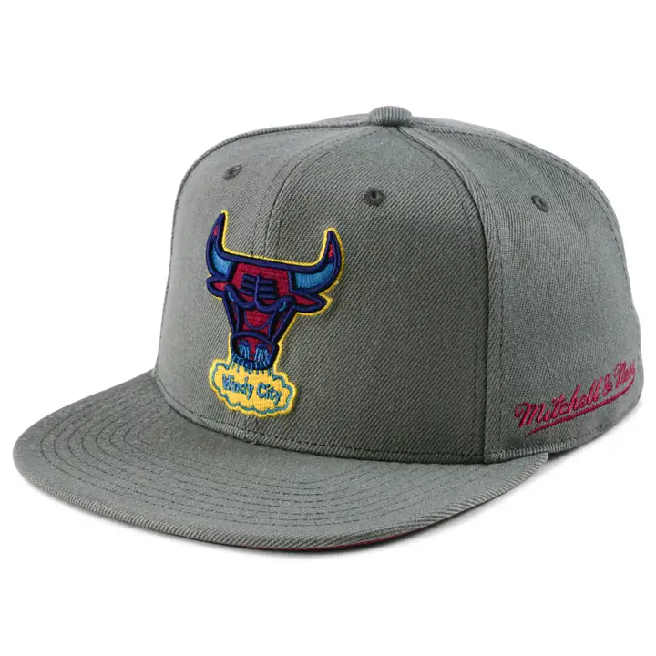 Chicago Bulls NBA Carbone Cabernet Casquette ajustée graphique/graphique/dkmag