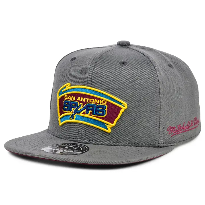 San Antonio Spurs NBA Carbon Cabernet Ajustée graph/graph/dkm
