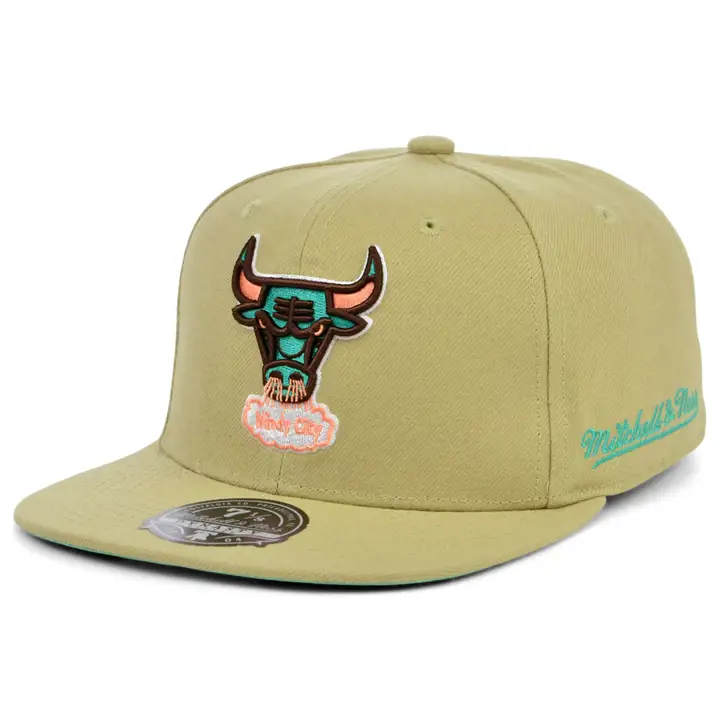 Chicago Bulls NBA Malibu Sunrise Fitted kha/kha/lgrn