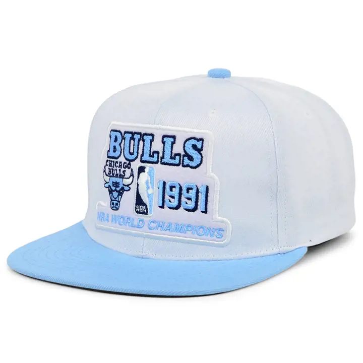 Casquette Snapback Chicago Bulls NBA Sneaker Hood Remix Blc/bleu clair/bleu marine