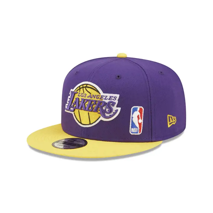 Casquette 9FIFTY des Lakers de Los Angeles NBA, style Blackletter Arch, PUR/GRN