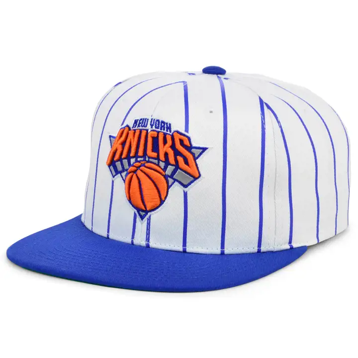Casquette New York Knicks NBA King Pinstripe à visière plate, blanche/bleue/verte