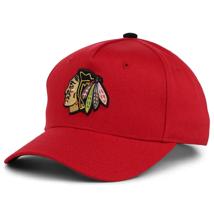 CASQUETTE DE JEUNE PRÉCOURBÉE CHICAGO BLACKHAWKS LNH À FERMETURE REGLABLE À DÉTERMINER