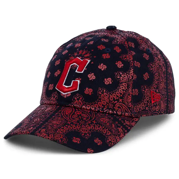 Casquette 9Twenty femme Paisley des Cleveland Guardians de la MLB - marine/rouge