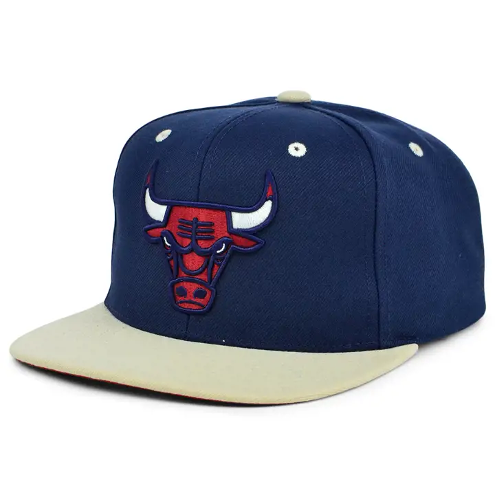 Casquette ajustable Chicago Bulls NBA Redeem marine/ivoire/rouge