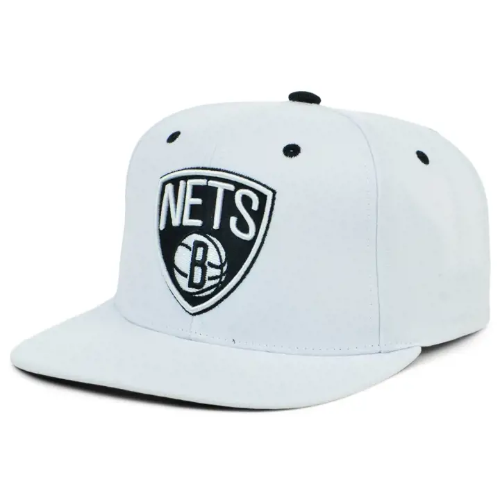 Casquette snapback Brooklyn Nets NBA blanche/blanche/noire