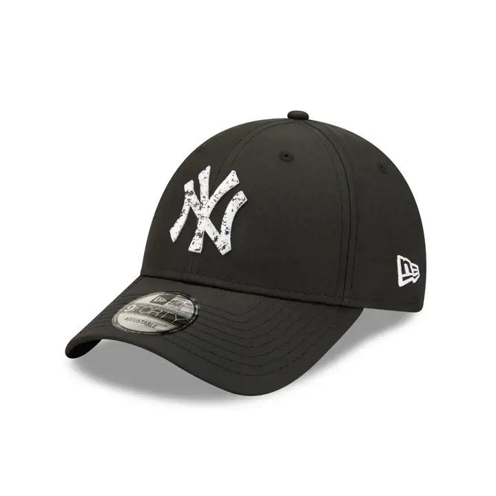 NEW YORK YANKEES MLB Casquette 9Forty noire et blanche