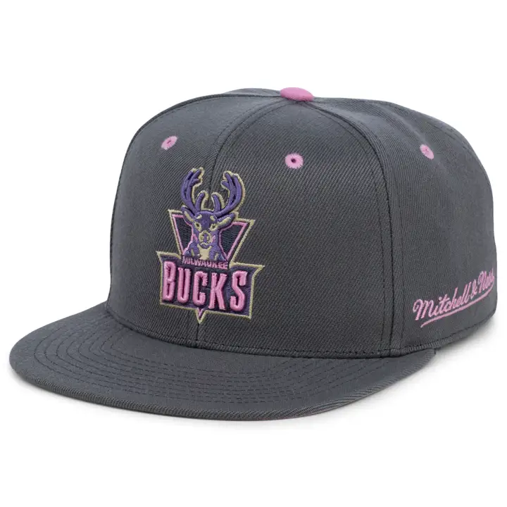 Milwaukee Bucks NBA Lavender Rain Fitted g-r-i-s/g-r-i-s/r-o-s HWC